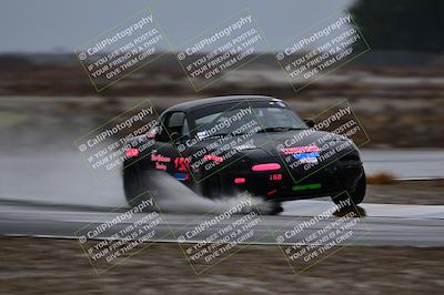 media/Nov-15-2025-CalClub SCCA (Sat) [[7bfa5a7151]]/Race/Group 4/